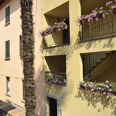 Apartment Locazione Turistica Heart 2 *